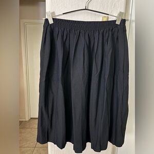 Vintage Leslie Faye Elegant Black petite pleated Skirt, Size 6P
